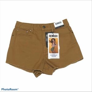 Rewash Ultra Stretch super hi rise 2” fringed pocketed shorts